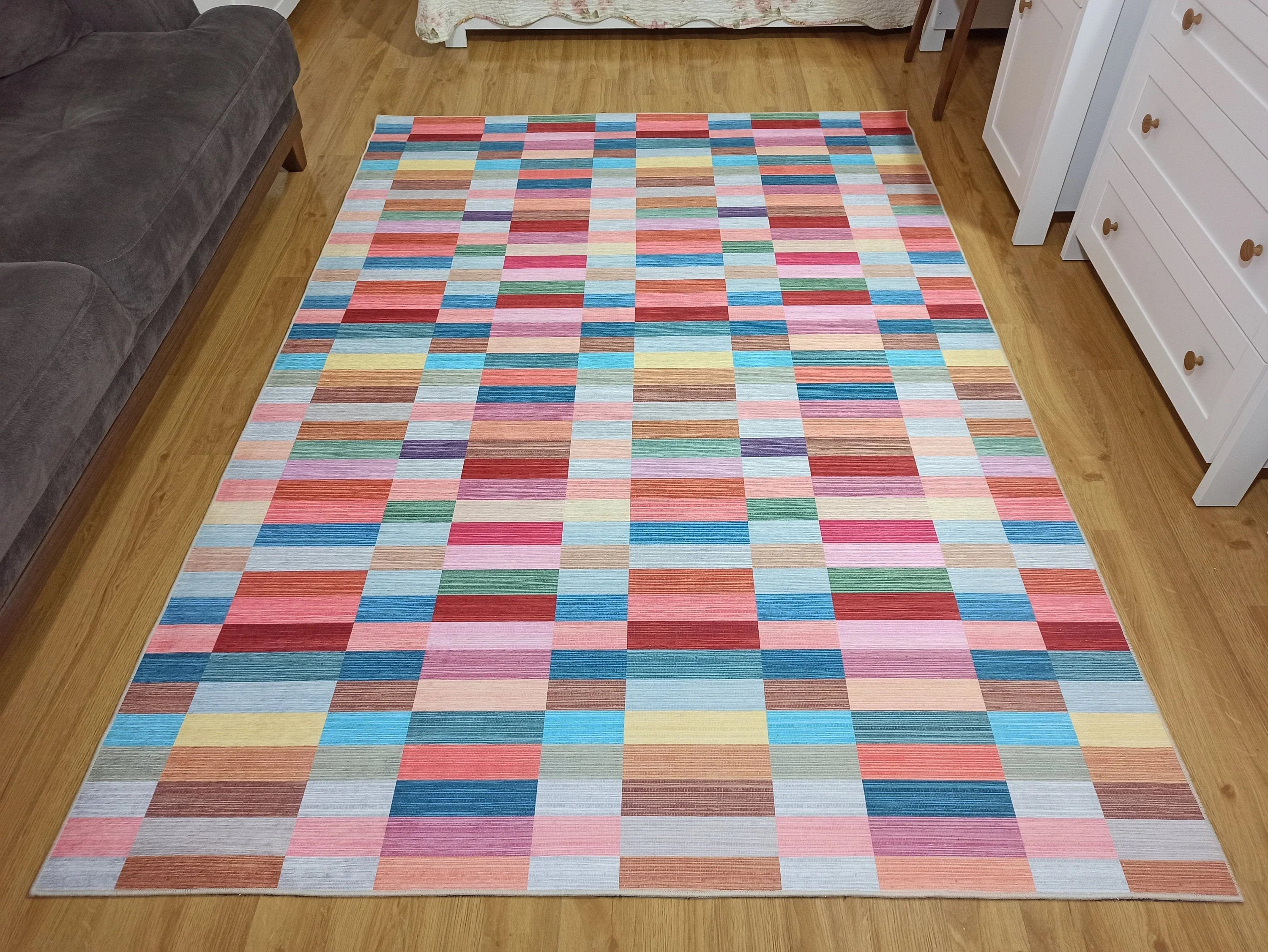 Grauer Vintage-Teppich mit geometrischem Muster