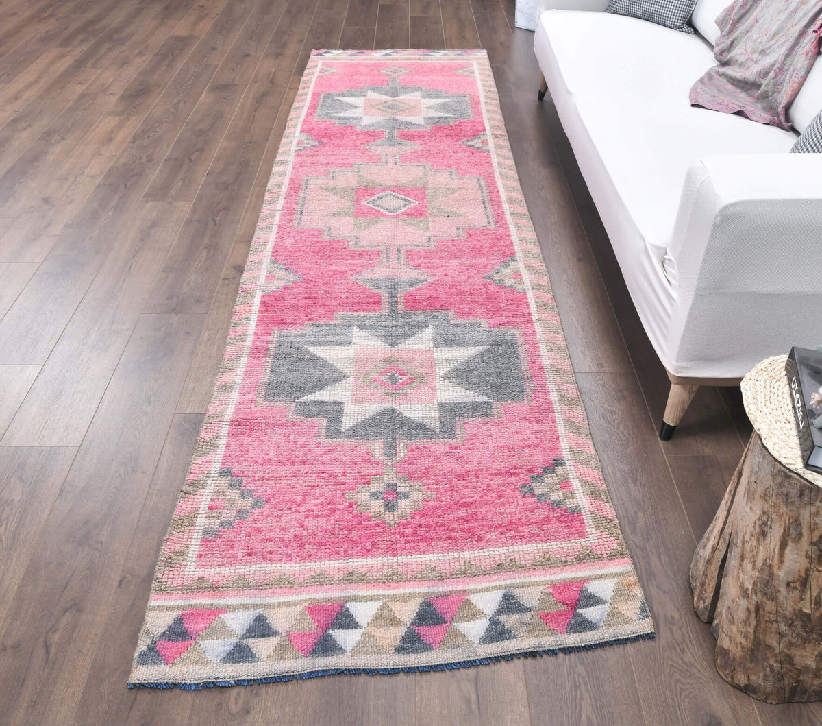 El yapımı vintage yolluk 91x340 cm geometrik desenli yün - yakın çekim doku detayı