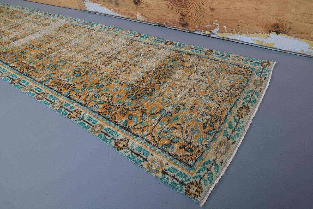 Mavi, kahverengi ve turuncu renkli el dokuma vintage yolluk, yün hav, pamuk taban