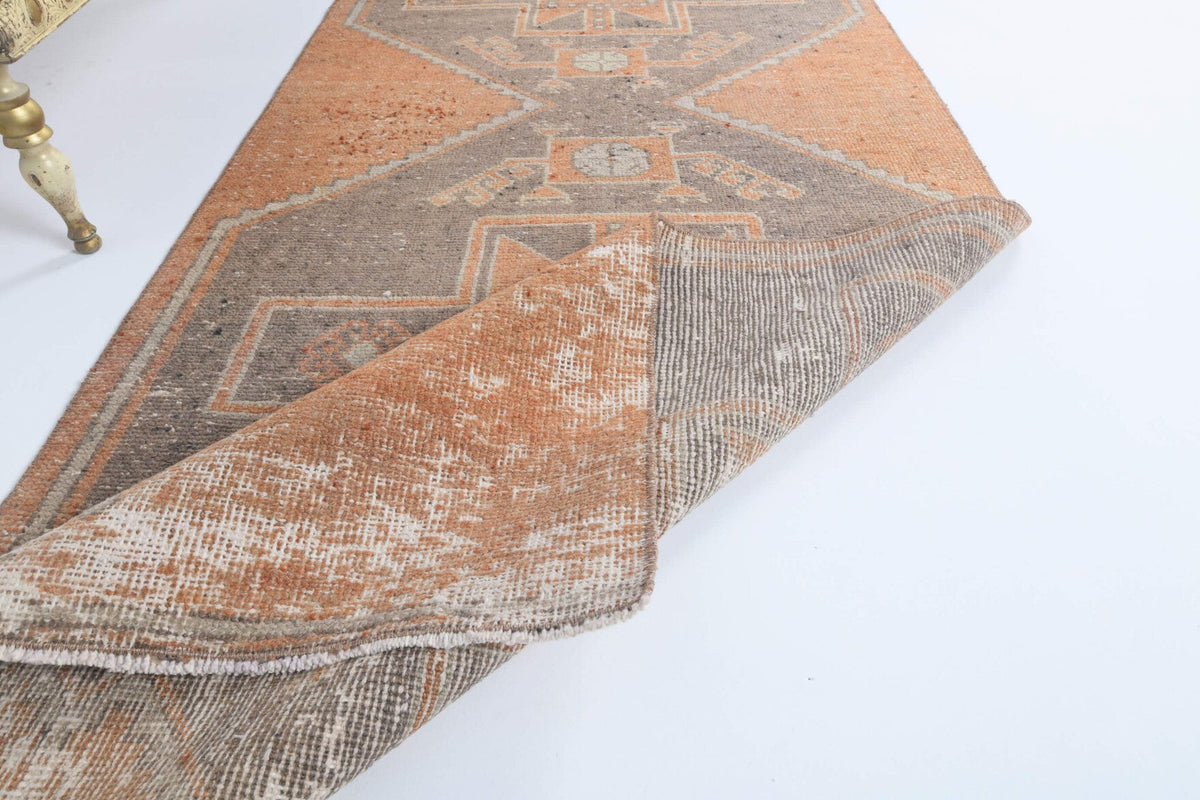 Tek parça el dokuma vintage yolluk 97x327 cm (3,17 m²) – Pera Halı