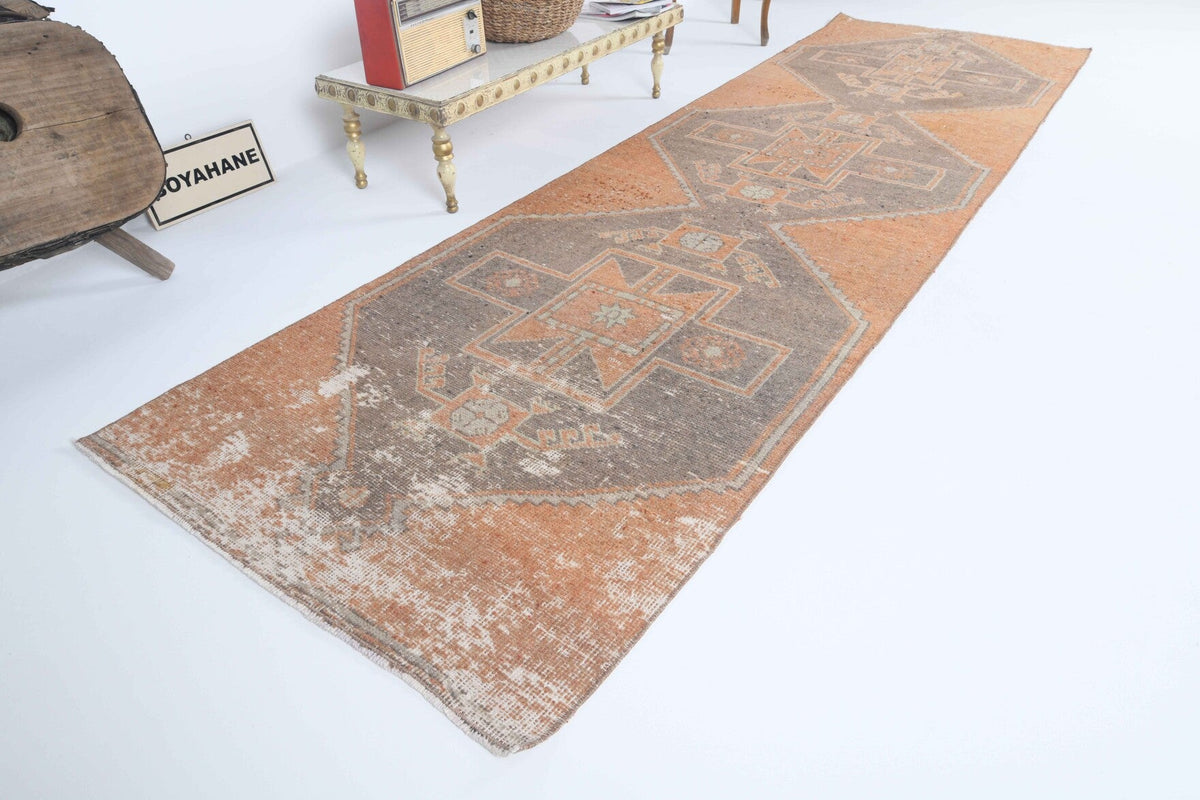 1970'lerden Anadolu kökenli geometrik desenli el dokuma vintage yolluk, 97x327 cm
