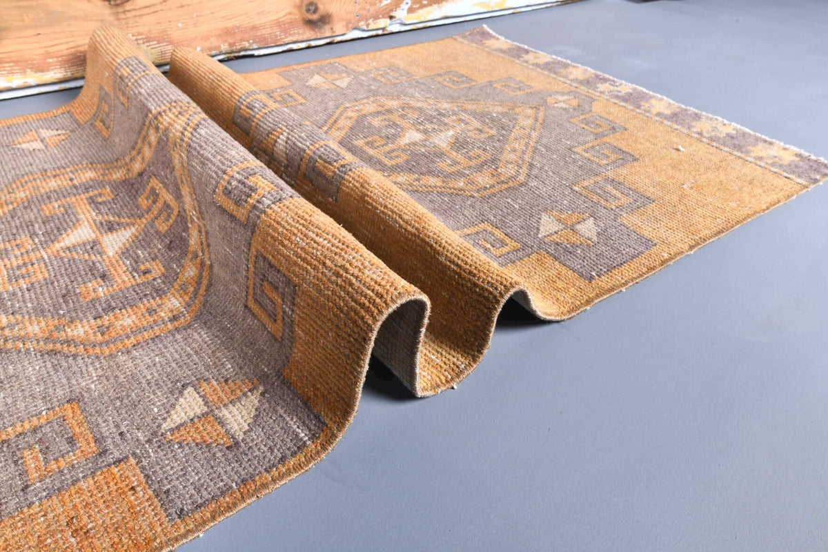 Vintage yolluk 80x352 cm – turuncu ikat desenli, el dokuma