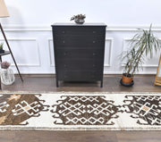 1970'lerden Anadolu kökenli tribal desenli el dokuma vintage yolluk, 91x350 cm