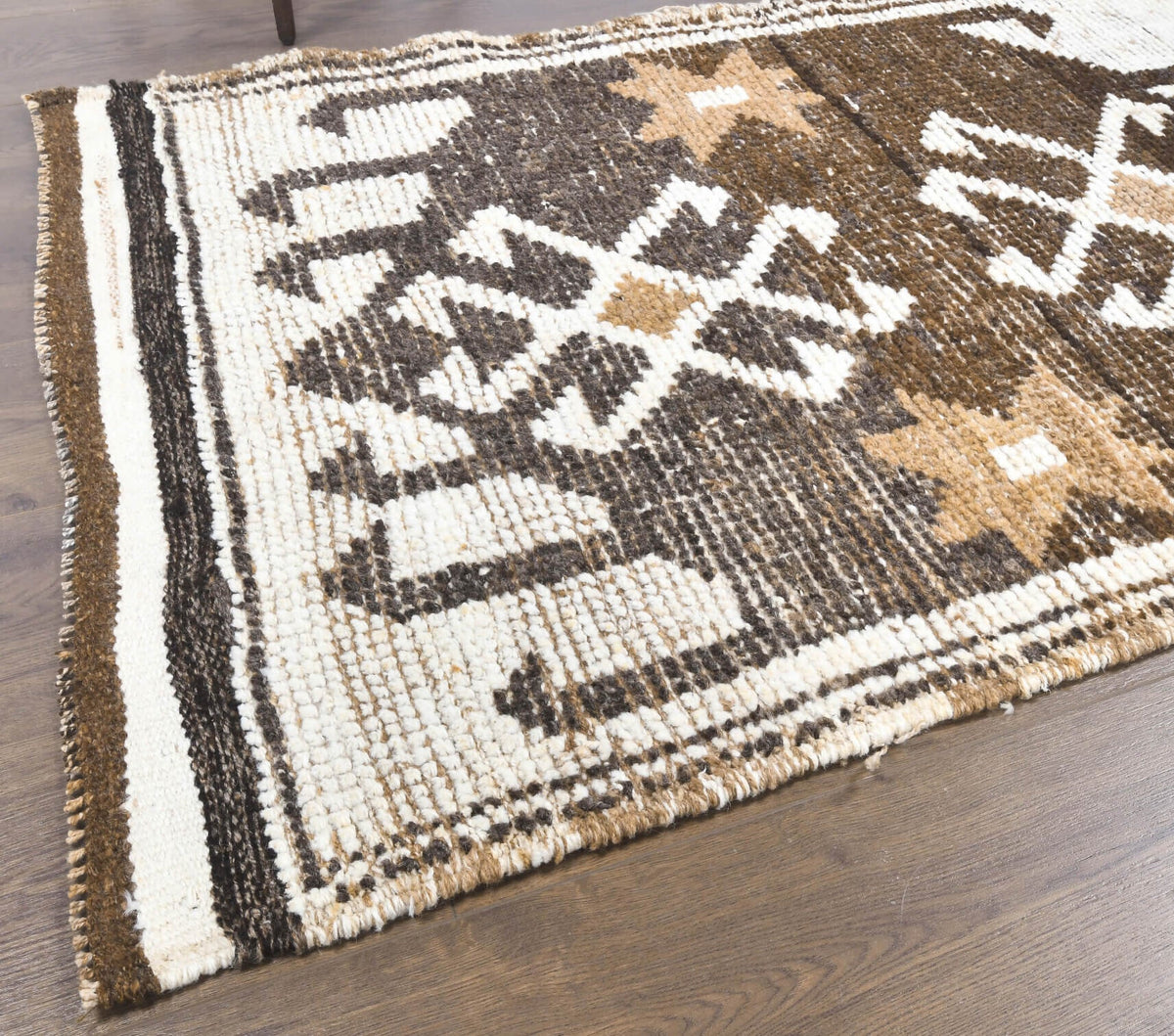 Vintage White Runner Rug