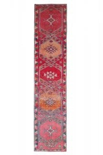 79x362 cm kırmızı ve pembe oryantal desenli el dokuma vintage yolluk – üstten tam görünüm