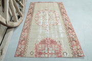 1970'lerden Anadolu kökenli tribal desenli el dokuma vintage halı, 90x170 cm