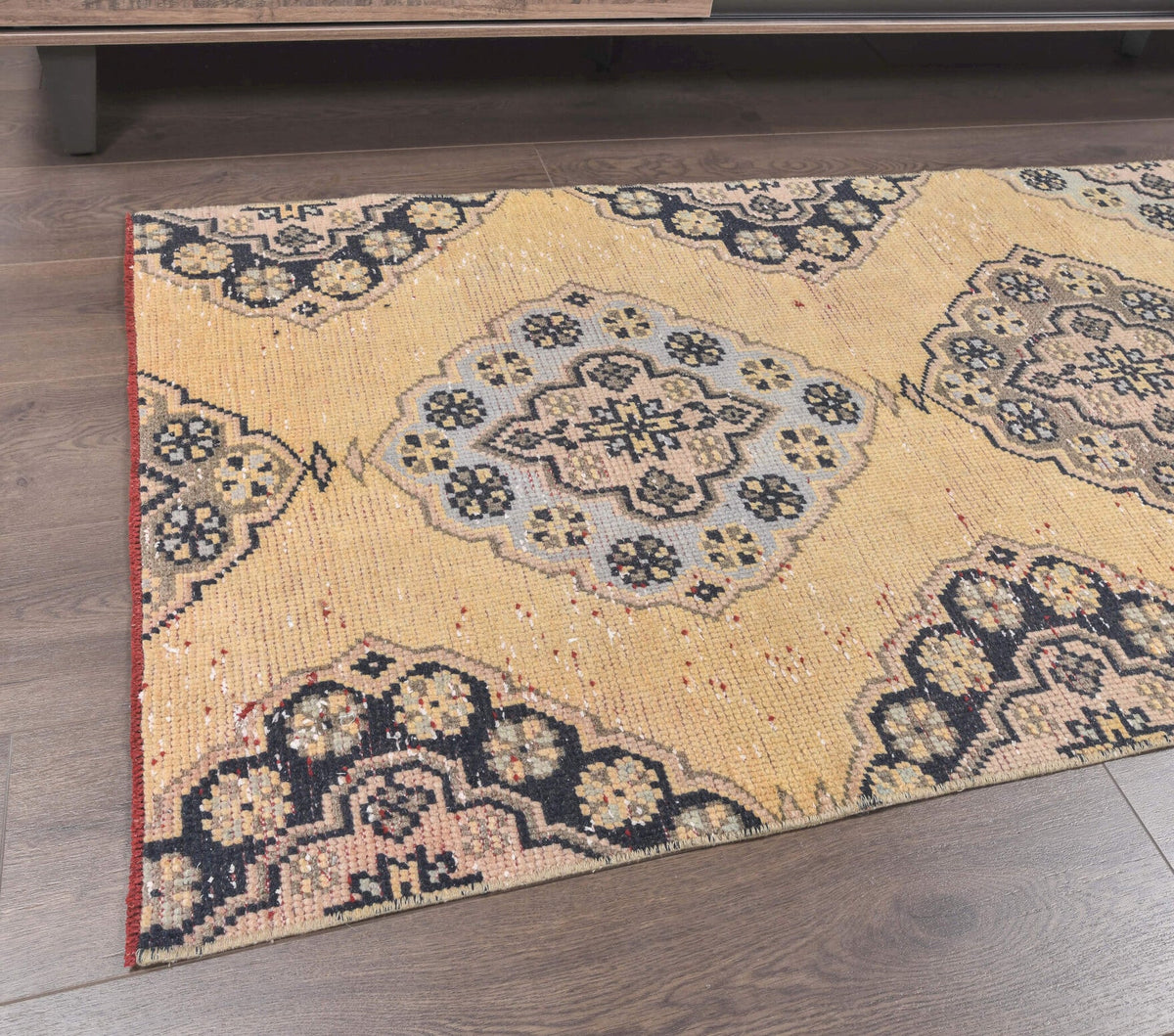 El yapımı vintage yolluk 61x213 cm oryantal desenli yün - yakın çekim doku detayı