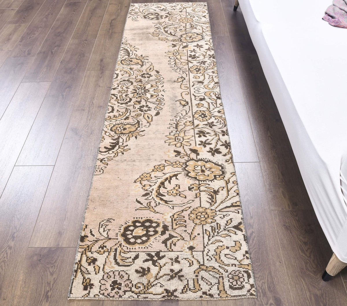 El yapımı vintage yolluk 64x239 cm çiçek desenli desenli yün - yakın çekim doku detayı