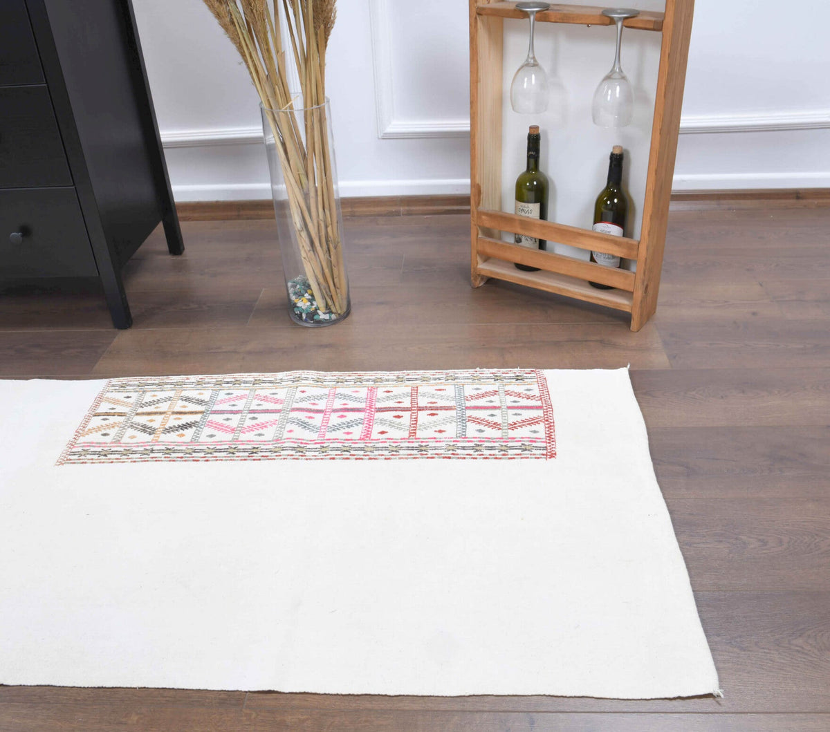 1960'lardan Anadolu kökenli düz zeminli vintage kilim yolluk, 75x241 cm