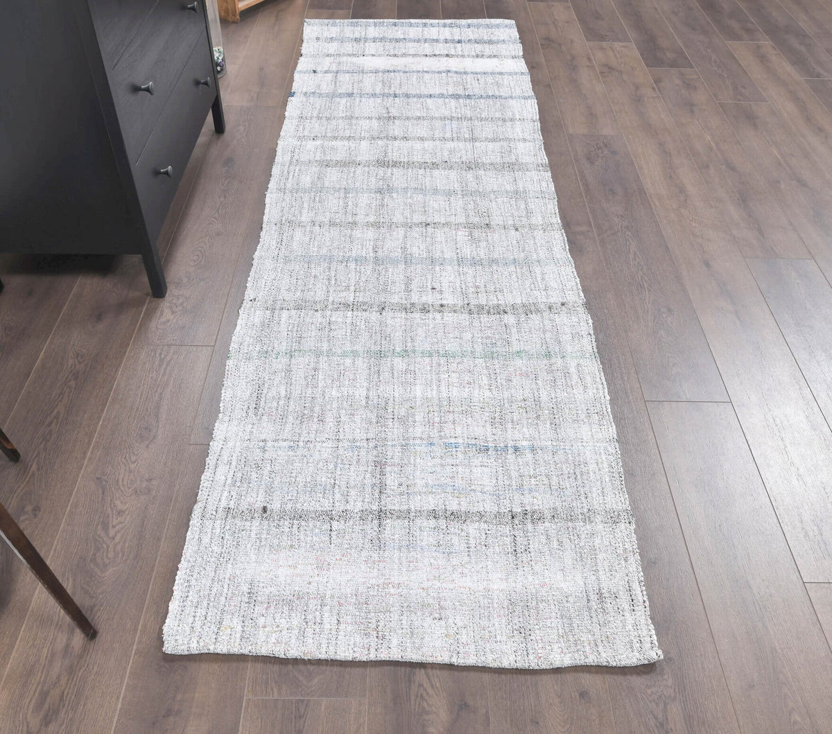 El yapımı vintage yolluk 81x272 cm düz desenli yün - yakın çekim doku detayı