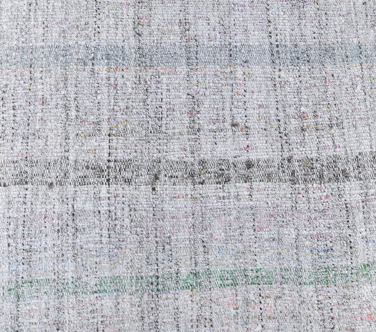 Anadolu kökenli el dokuma kilim – 1960'lar üretimi, düz zeminli