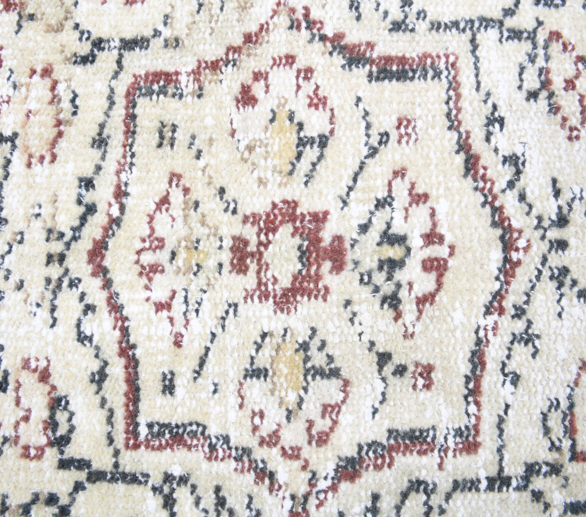El yapımı vintage yolluk 89x264 cm oryantal desenli yün - yakın çekim doku detayı