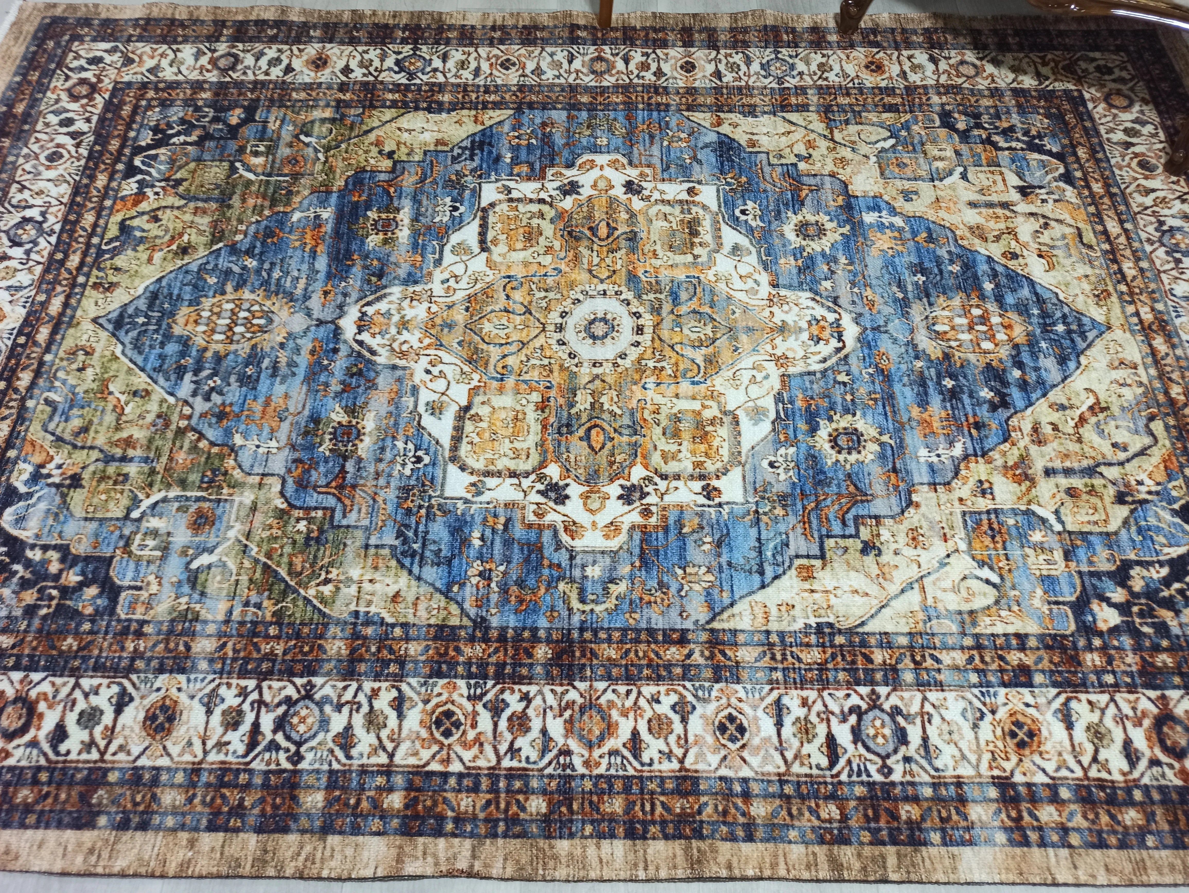 Gray Geometric Patterned Vintage Carpet - CLEARANCE - 4320OU