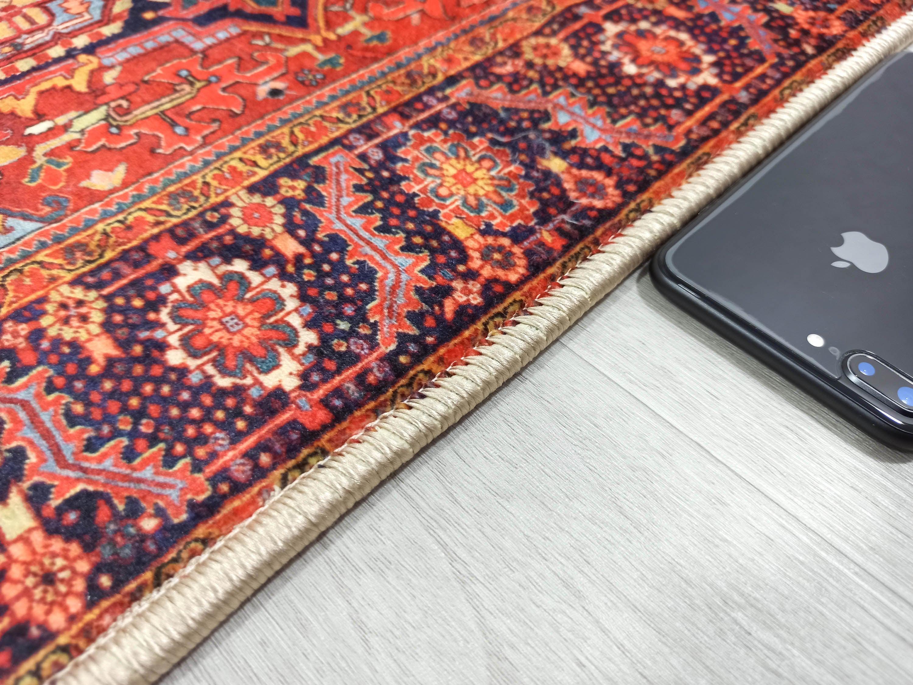 Mercan Kırmızı ve Mavi Renkli Vintage Halısı