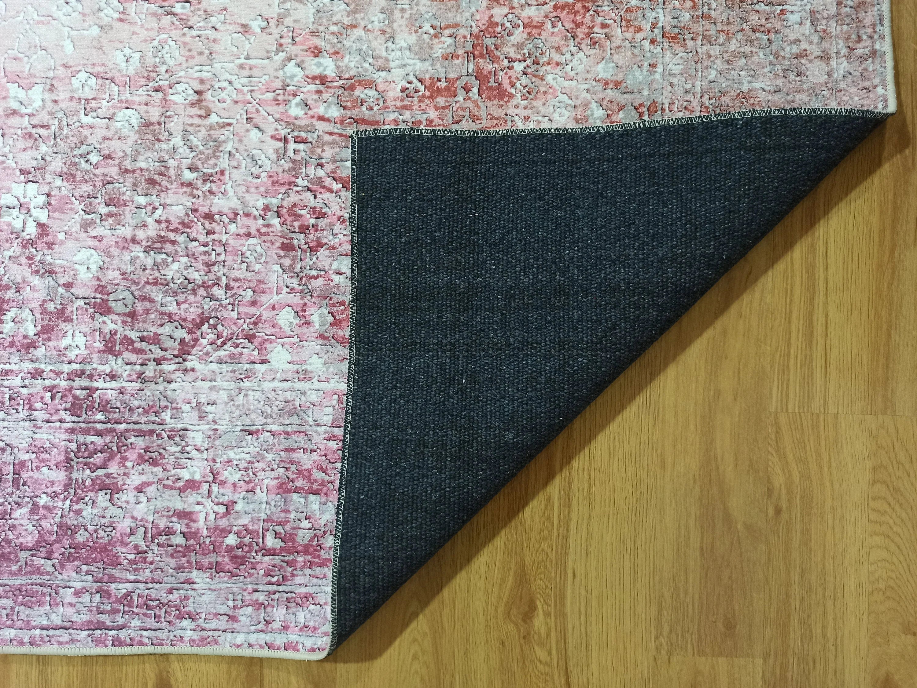 Gray Geometric Patterned Vintage Carpet