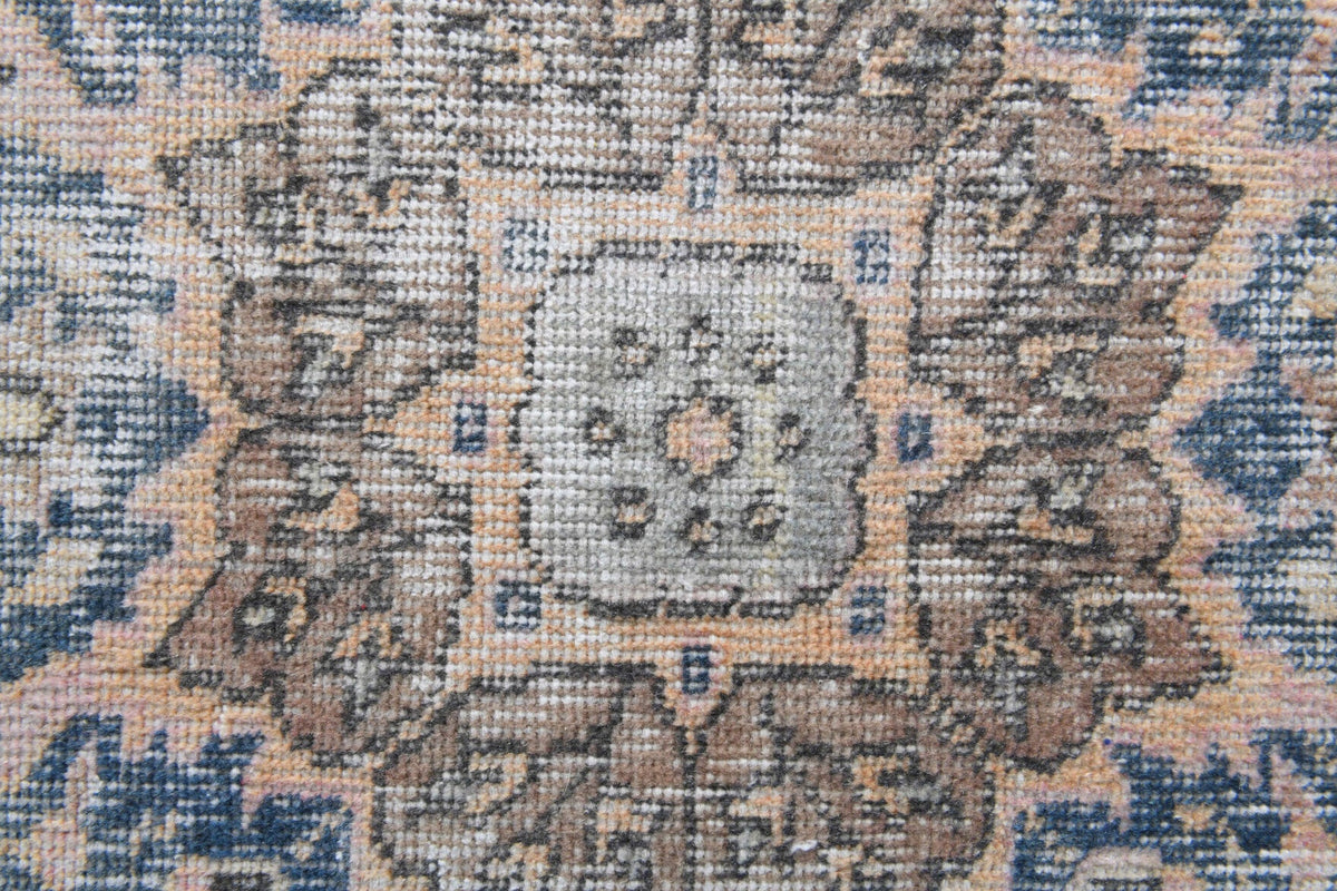 Vintage halı 115x155 cm – turuncu ve bej oryantal desenli, el dokuma