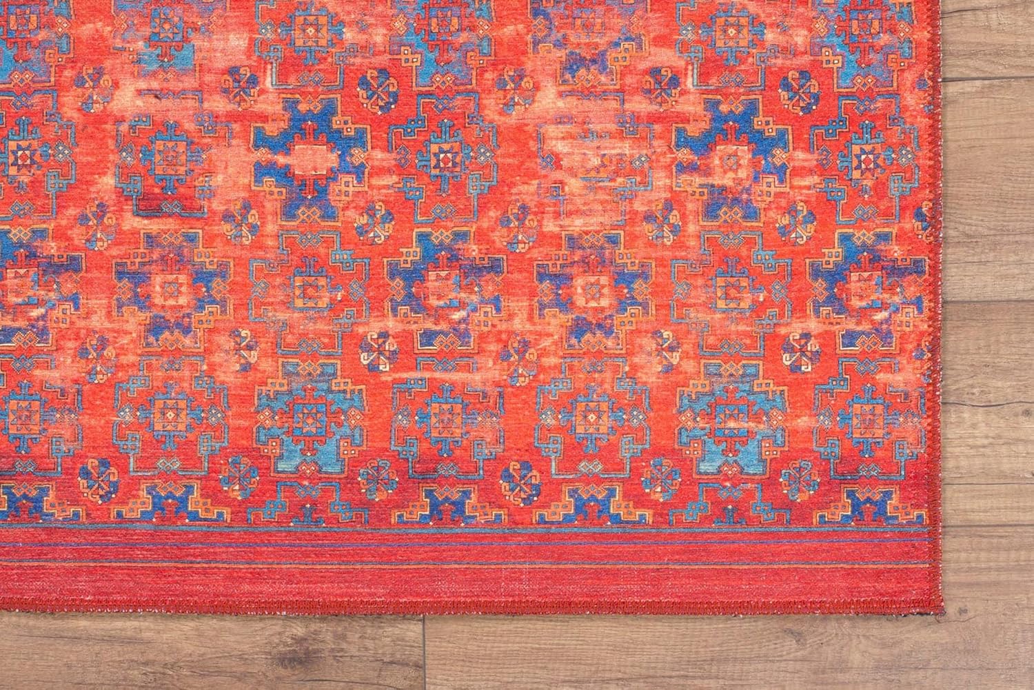 Rot-blauer Vintage-Teppich mit Medaillonmuster