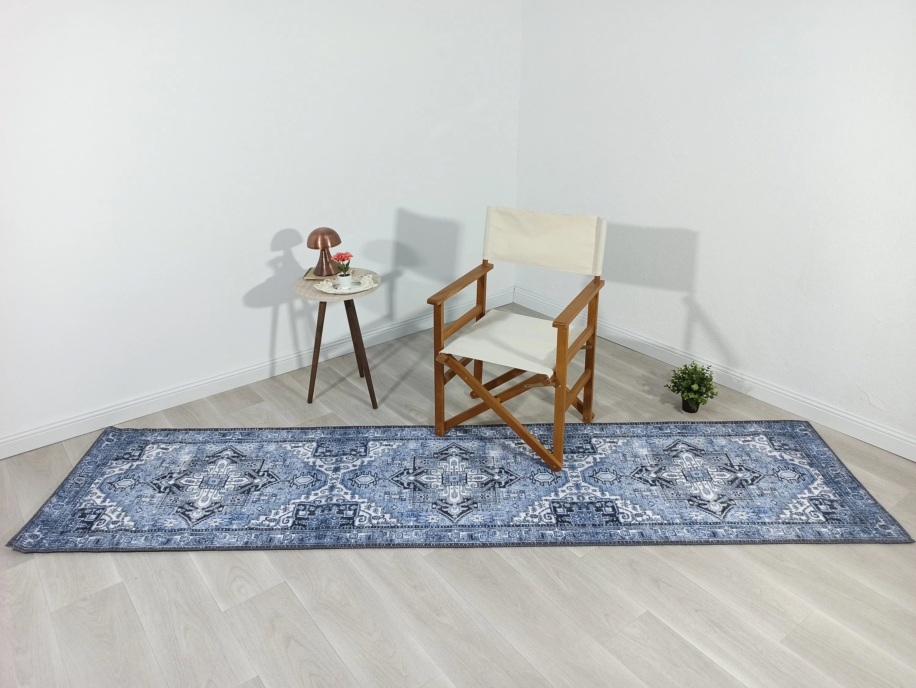 Grauer Vintage-Teppich mit geometrischem Muster