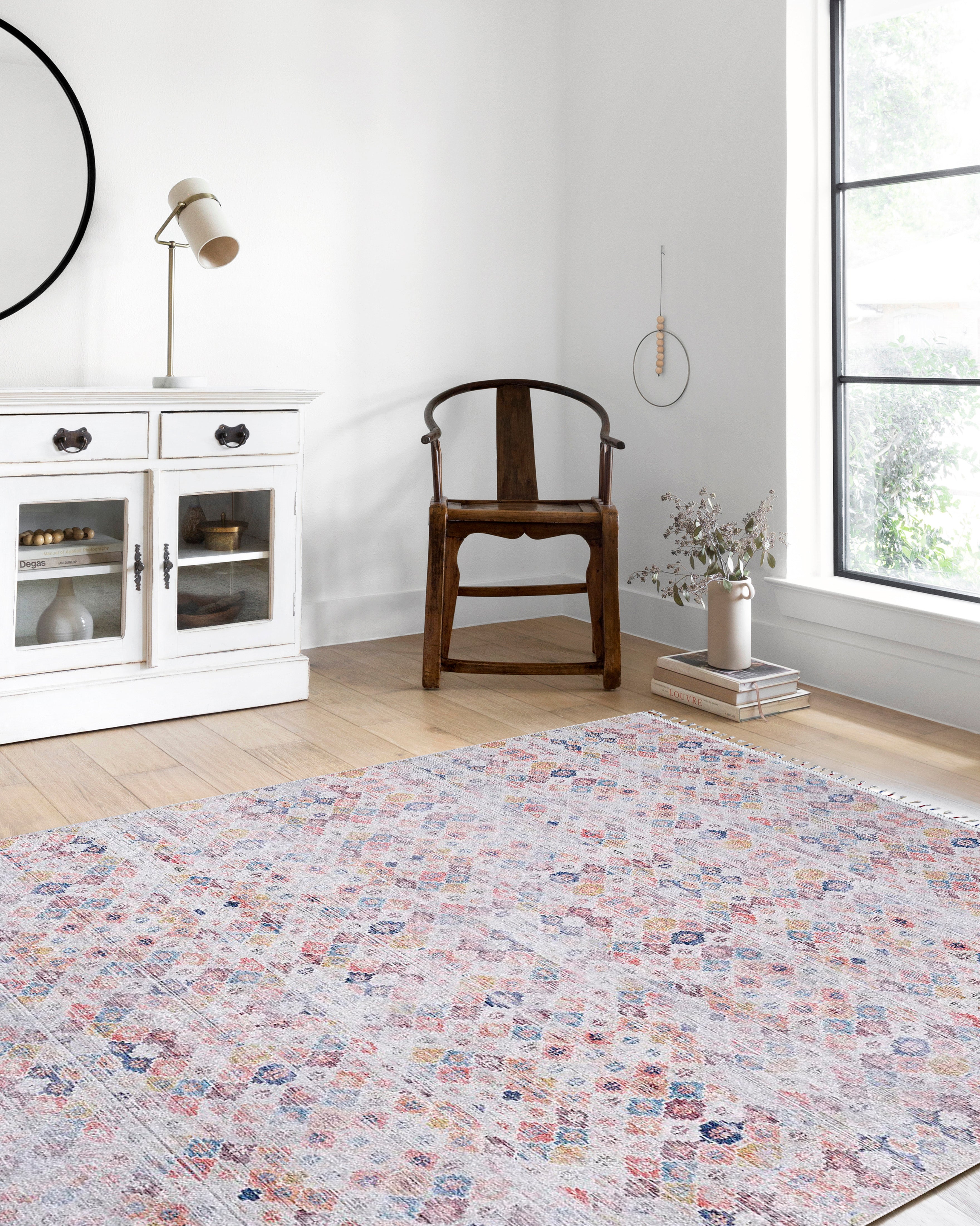 Örgü Saçaklı Çok Renkli Eskitme Etnik Motifli Halı