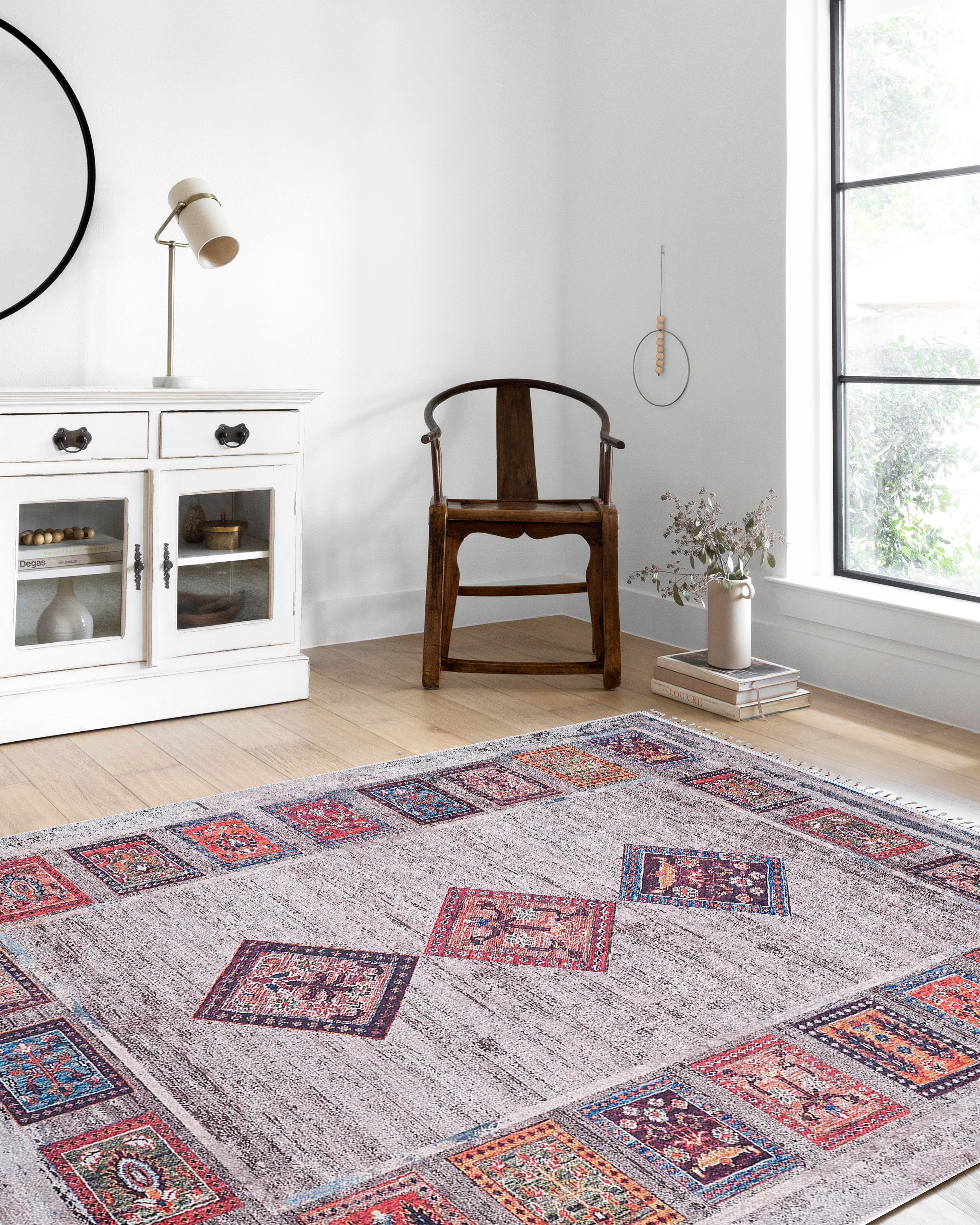 Blassrosa, cremebeige, geometrisch gemusterter Kelim-Teppich