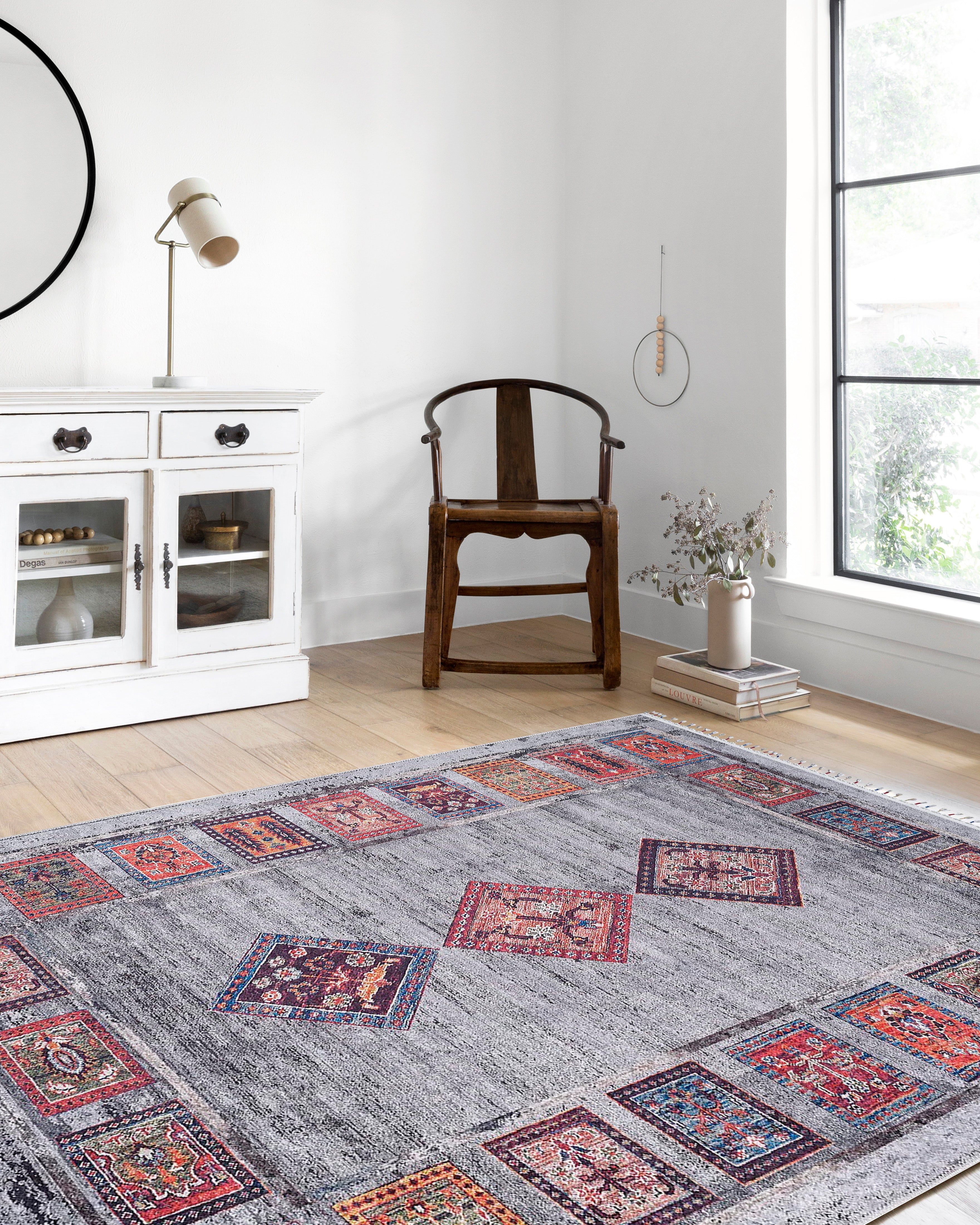 Blassrosa, cremebeige, geometrisch gemusterter Kelim-Teppich