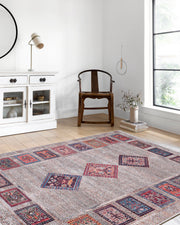 Blassrosa, cremebeige, geometrisch gemusterter Kelim-Teppich