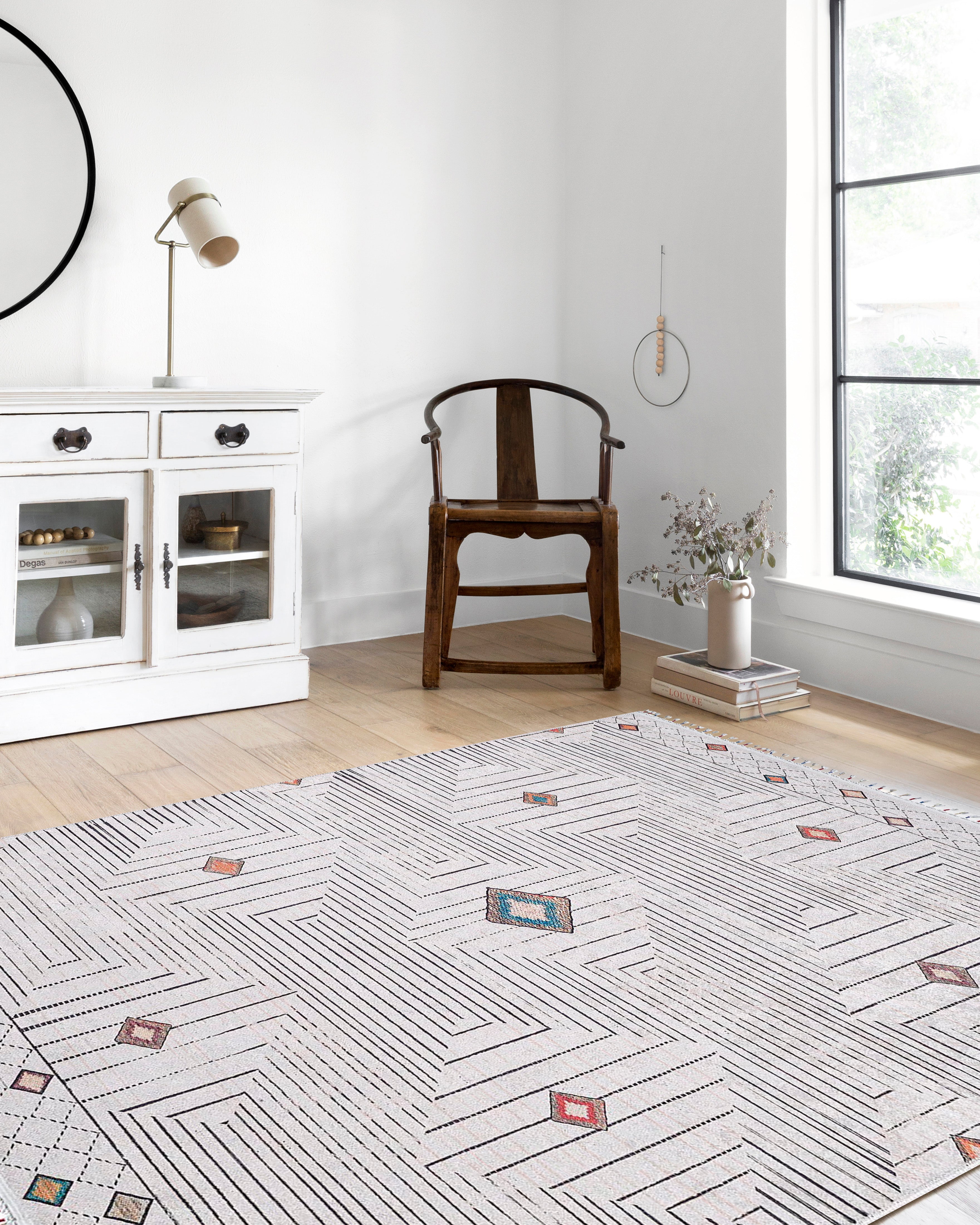 Örgü Saçaklı Gri Siyah Çizgili Geometrik Halı