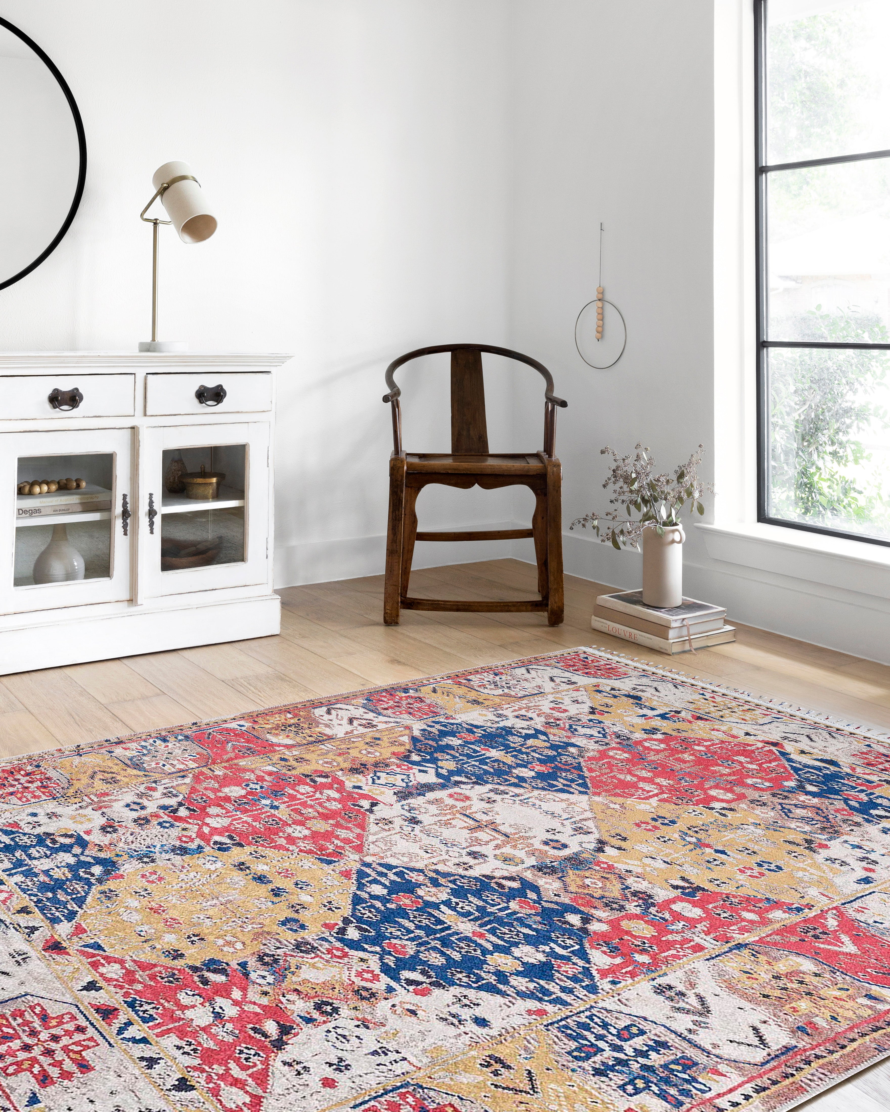 Blassrosa, cremebeige, geometrisch gemusterter Kelim-Teppich