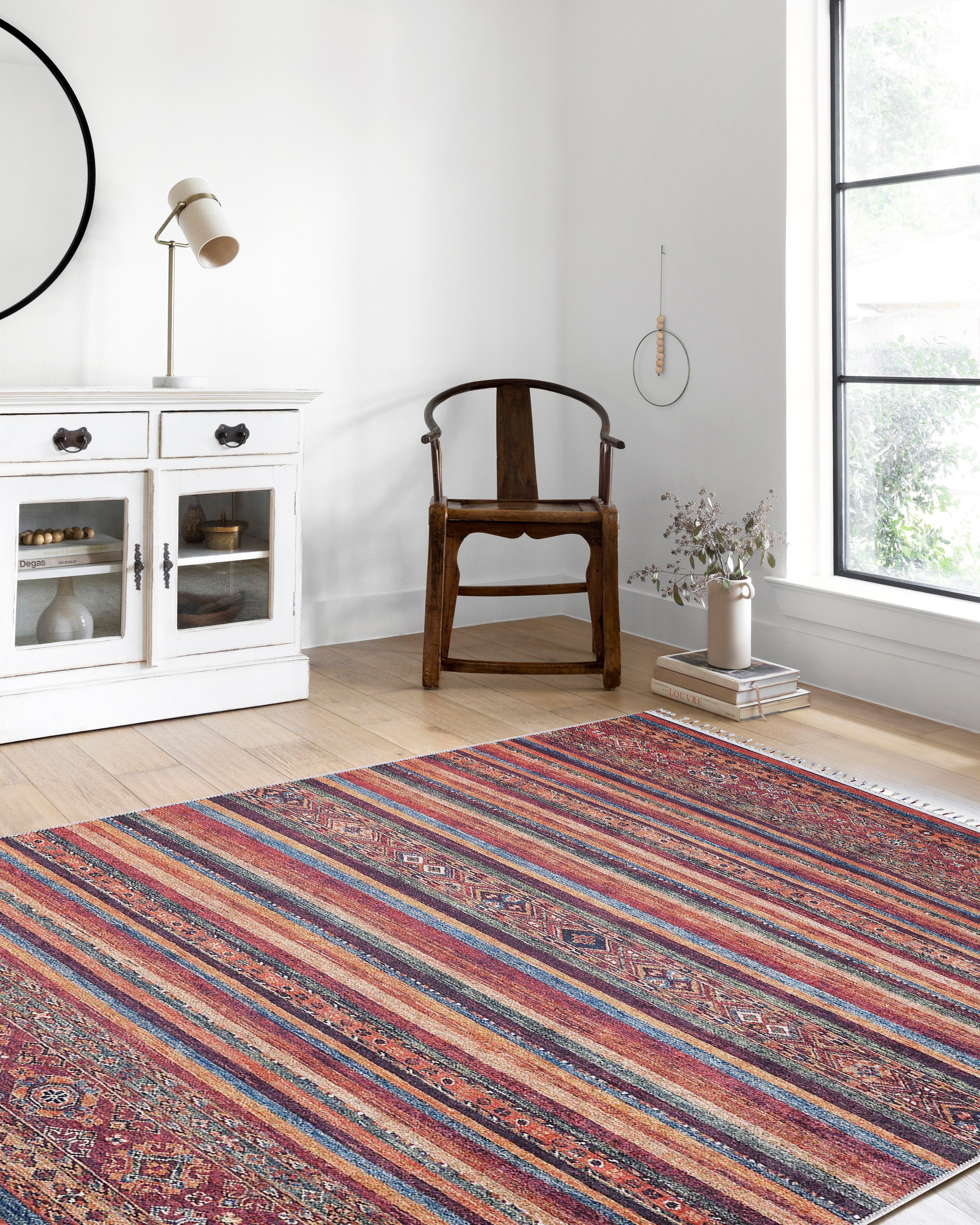 Blassrosa, cremebeige, geometrisch gemusterter Kelim-Teppich