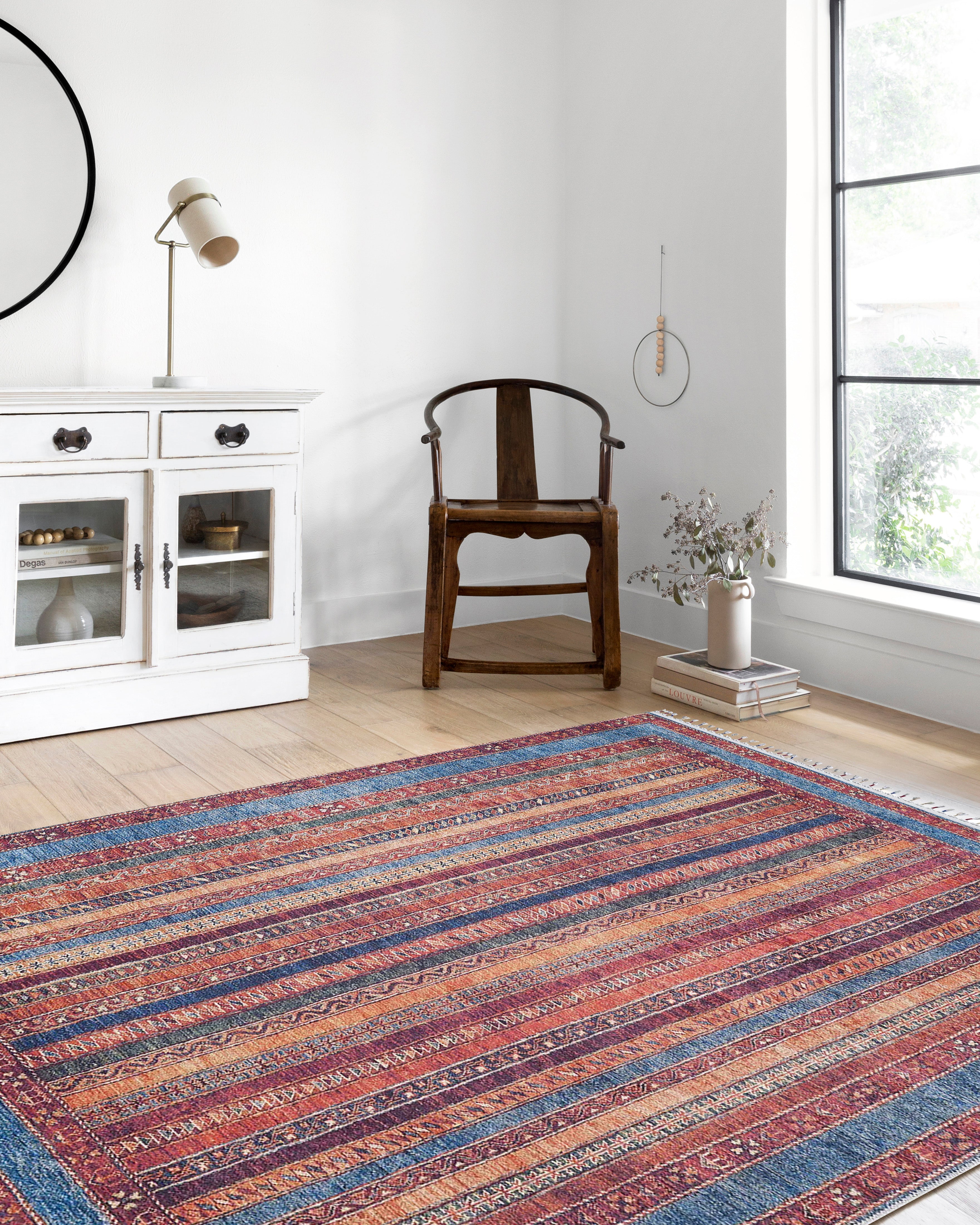 Blassrosa, cremebeige, geometrisch gemusterter Kelim-Teppich