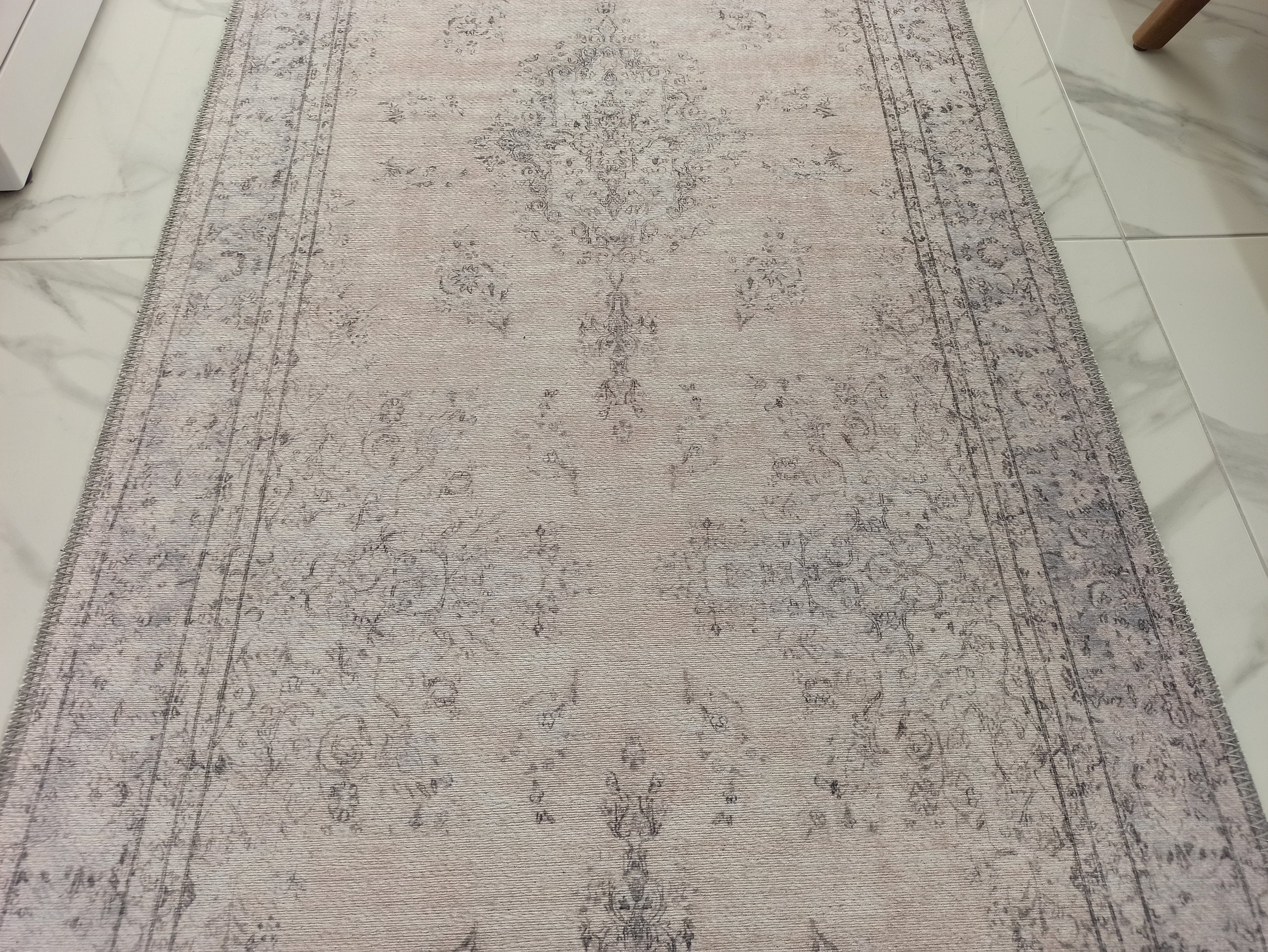 Eskitme Dokulu Açık Pudra Pembe ve Gri Vintage Halı - OUTLET - AL128OU