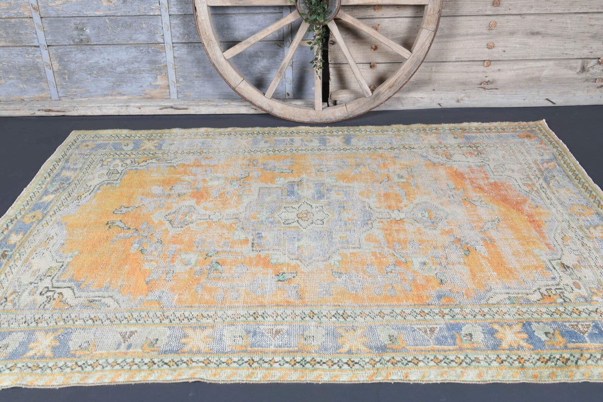 Tek parça el dokuma vintage halı 164x235 cm (3,85 m²) – Pera Halı
