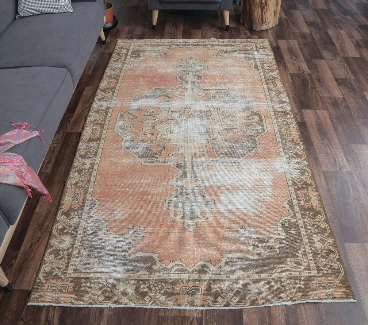 5x8 Vintage Handmade Oriental Distressed Area Rug
