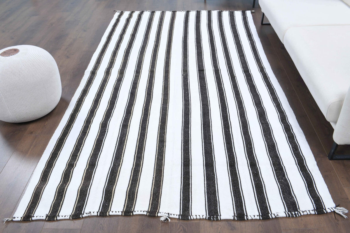 El yapımı vintage halı 163x284 cm çizgili desenli yün - yakın çekim doku detayı
