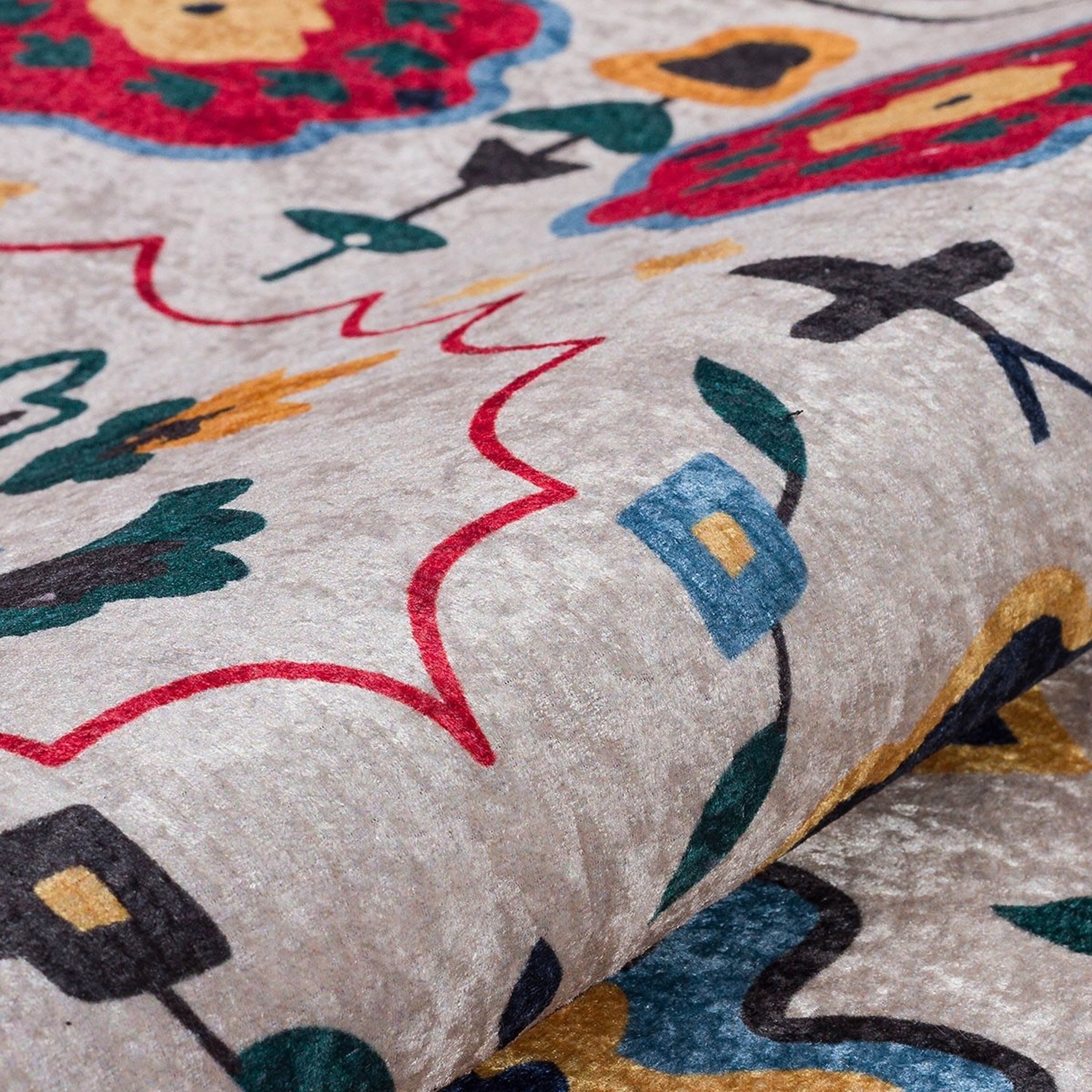 Krem Çok Renkli Çiçek Desenli Etnik Kilim Halı