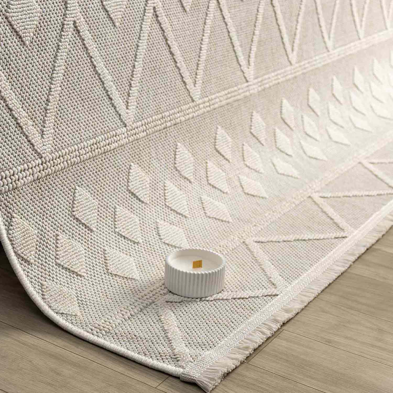 Krem Renk Baklava Desenli Yumuşak Halı