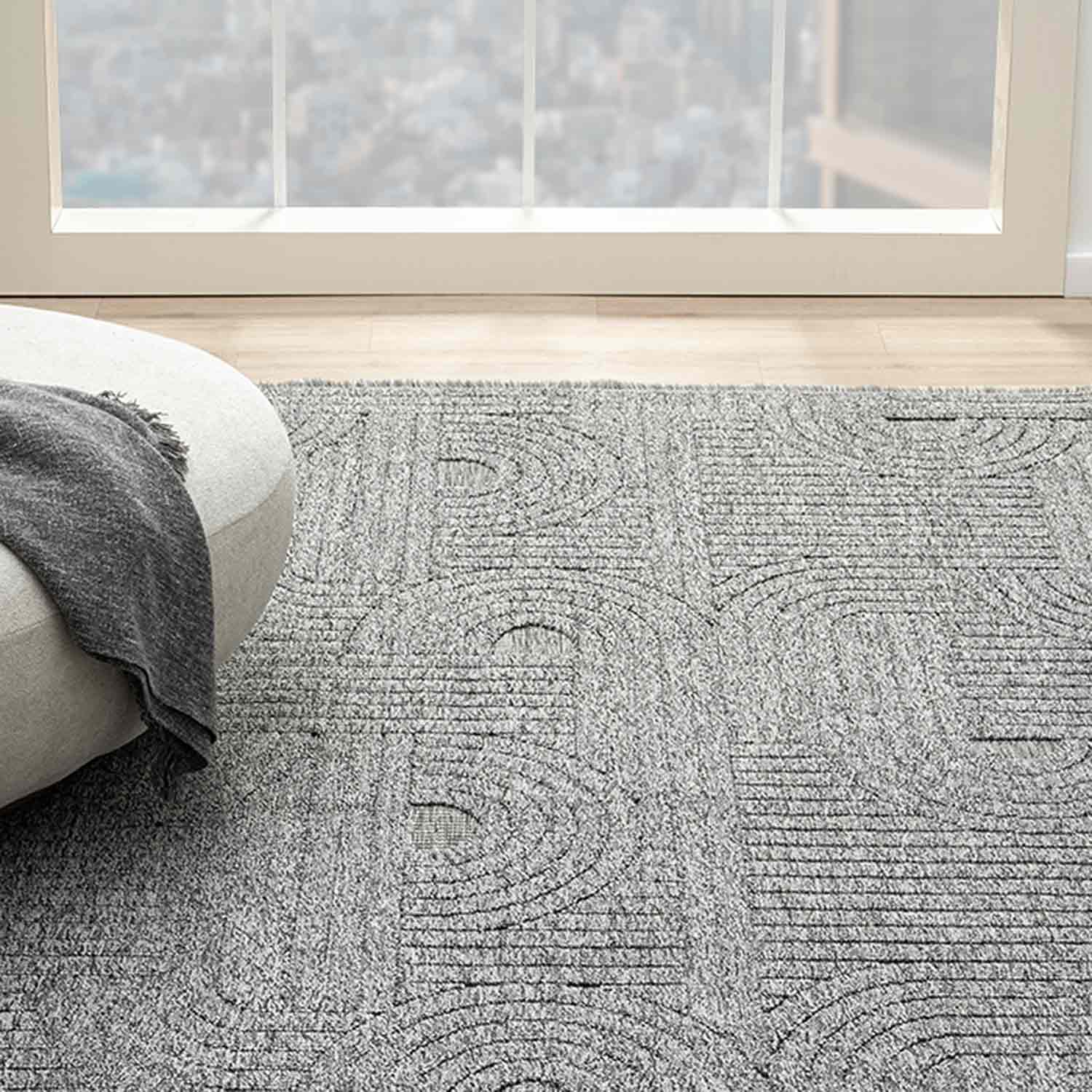 Antrasit Gri Geometrik Desenli Yumuşak Halı