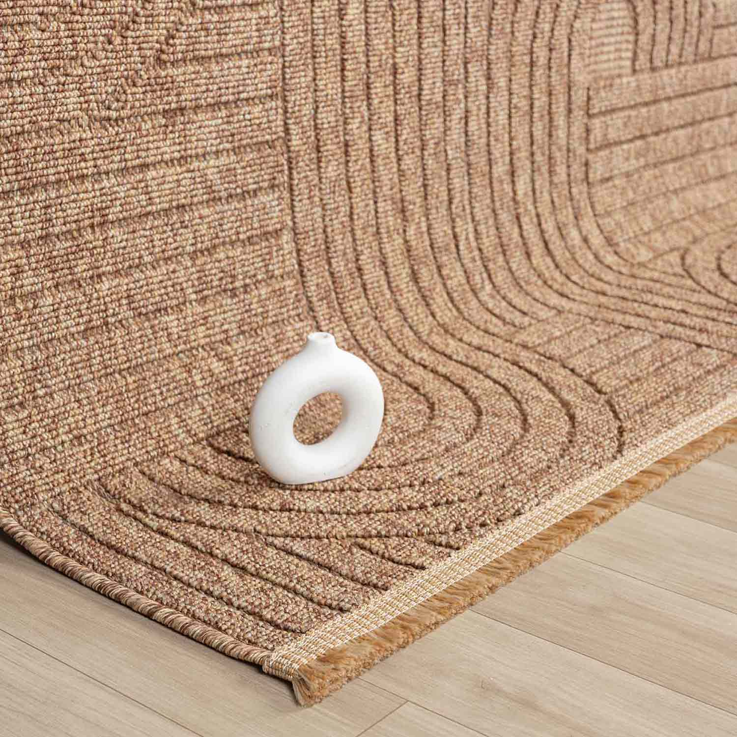 Kahverengi Geometrik Desenli Modern Halı