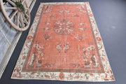 1970'lerden Anadolu kökenli oryantal desenli el dokuma vintage halı, 191x311 cm