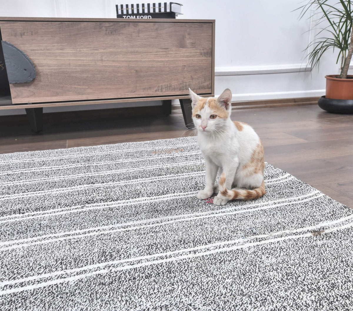 Tek parça el dokuma vintage kilim 185x242 cm (4,48 m²) – Pera Halı