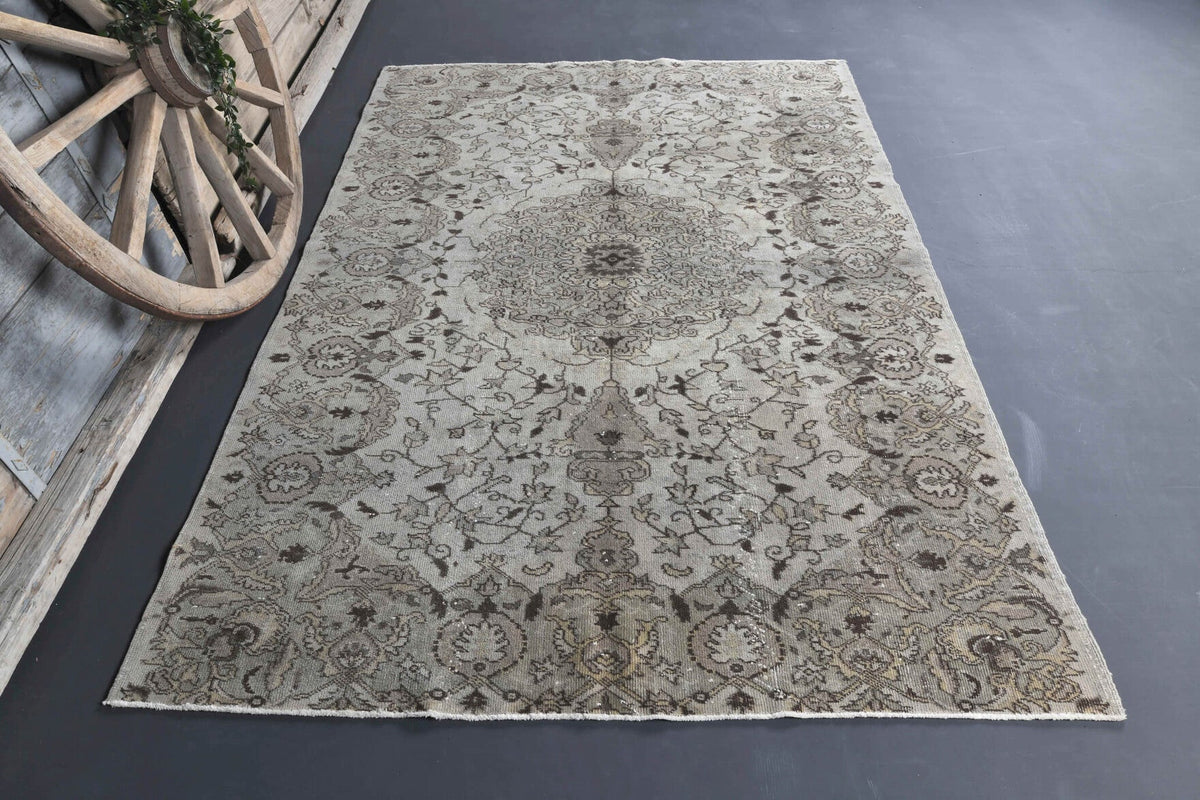 Vintage Anatolain Area Rug