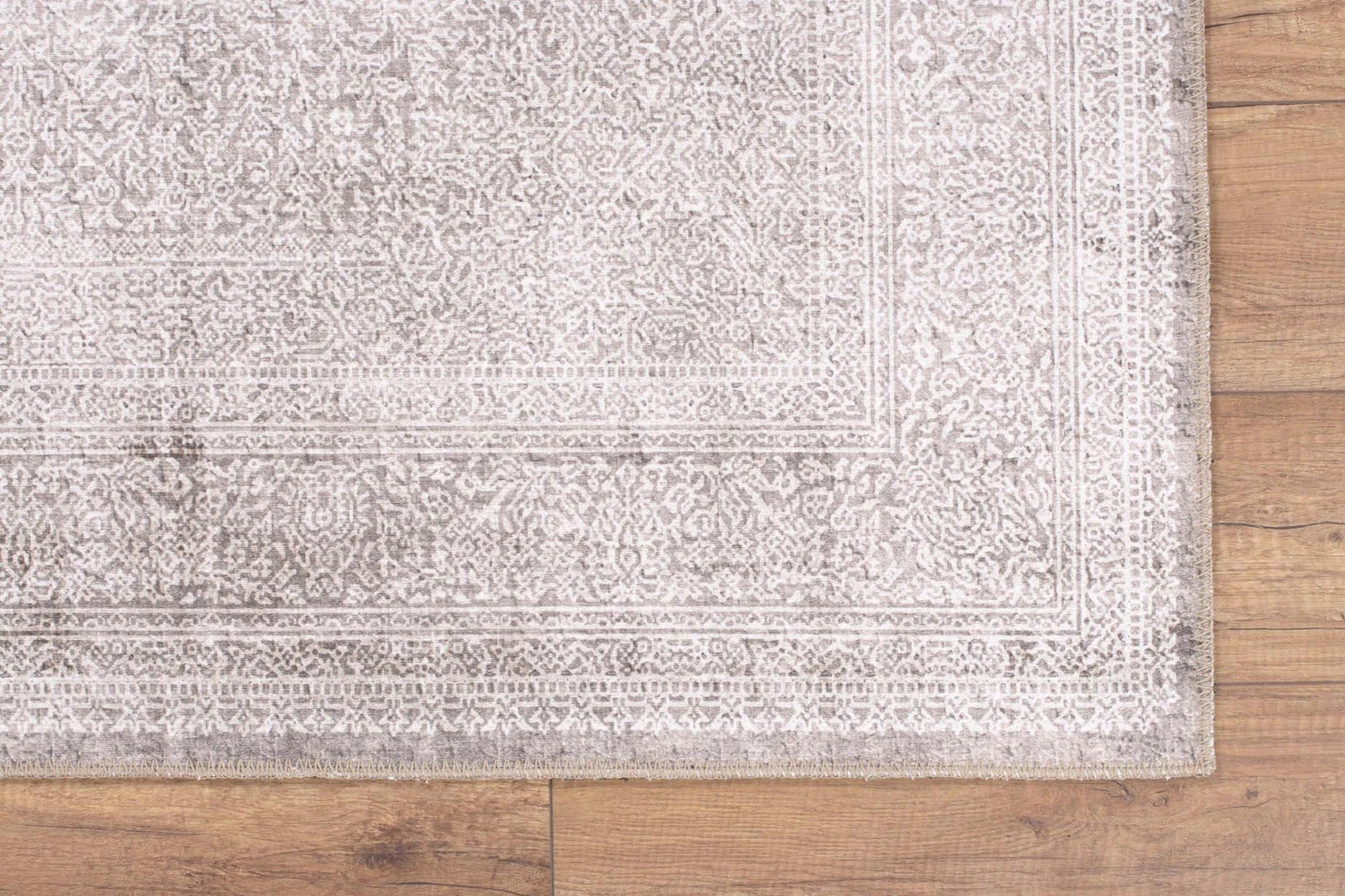 Gümüş Gri ve Vizon Tamamen Eskitme Vintage Halı