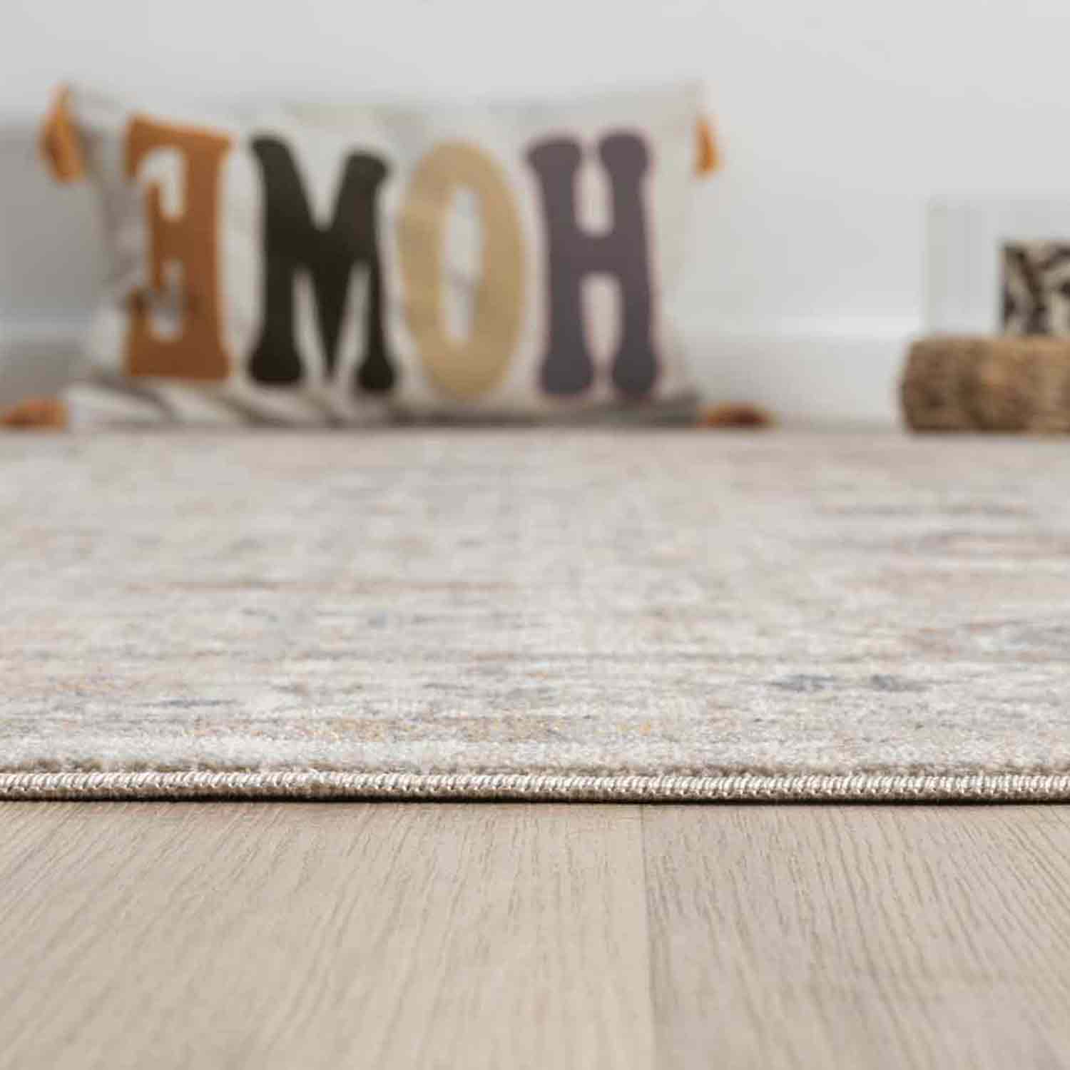 Krem Bej Soyut Eskitme Desenli Uşak Halı