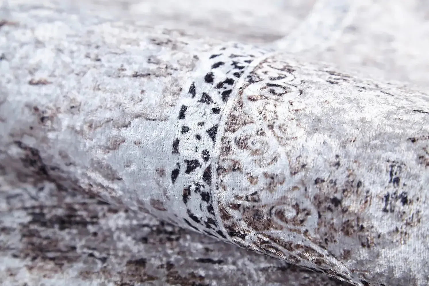 Açık Bej Krem Madalyon Desenli Halı-Pera Halı