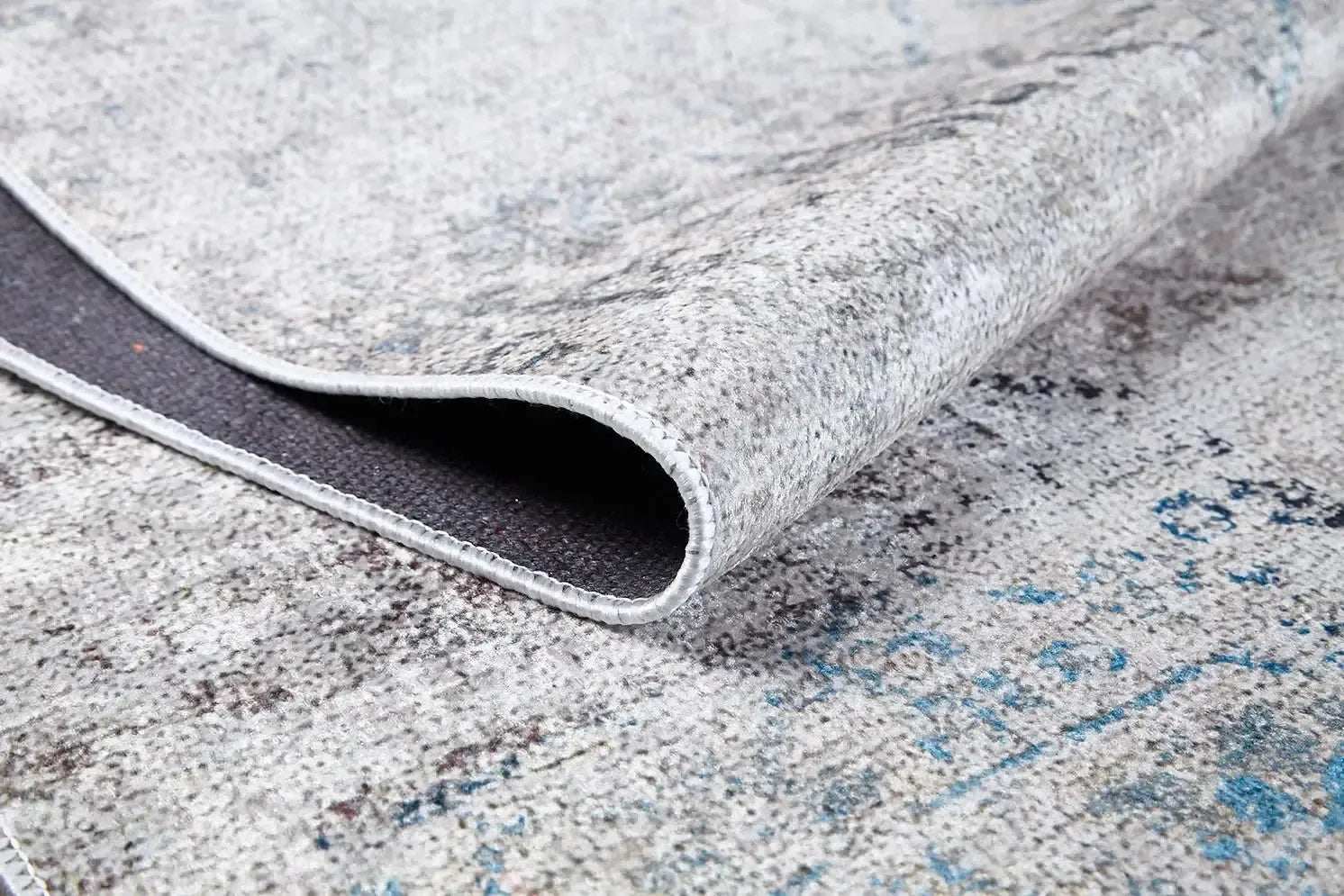 Açık Gri, Bej ve Soluk Mavi Desenli Kaymaz Halı-Pera Halı