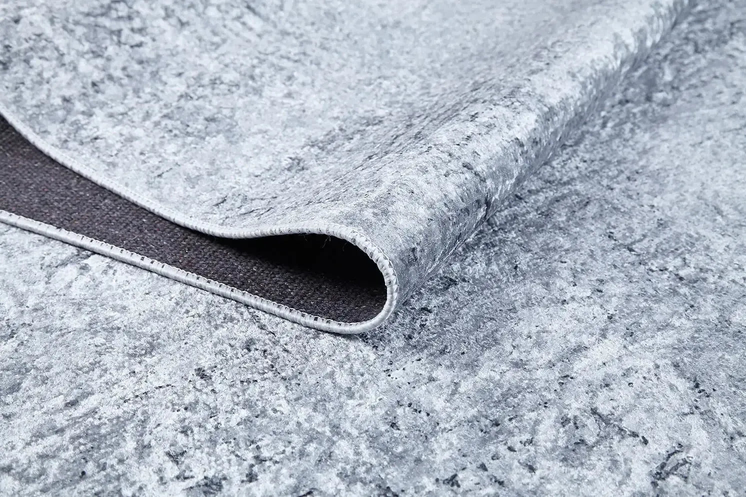 Açık Gri Beyaz Eskitme Desenli Halı-Pera Halı