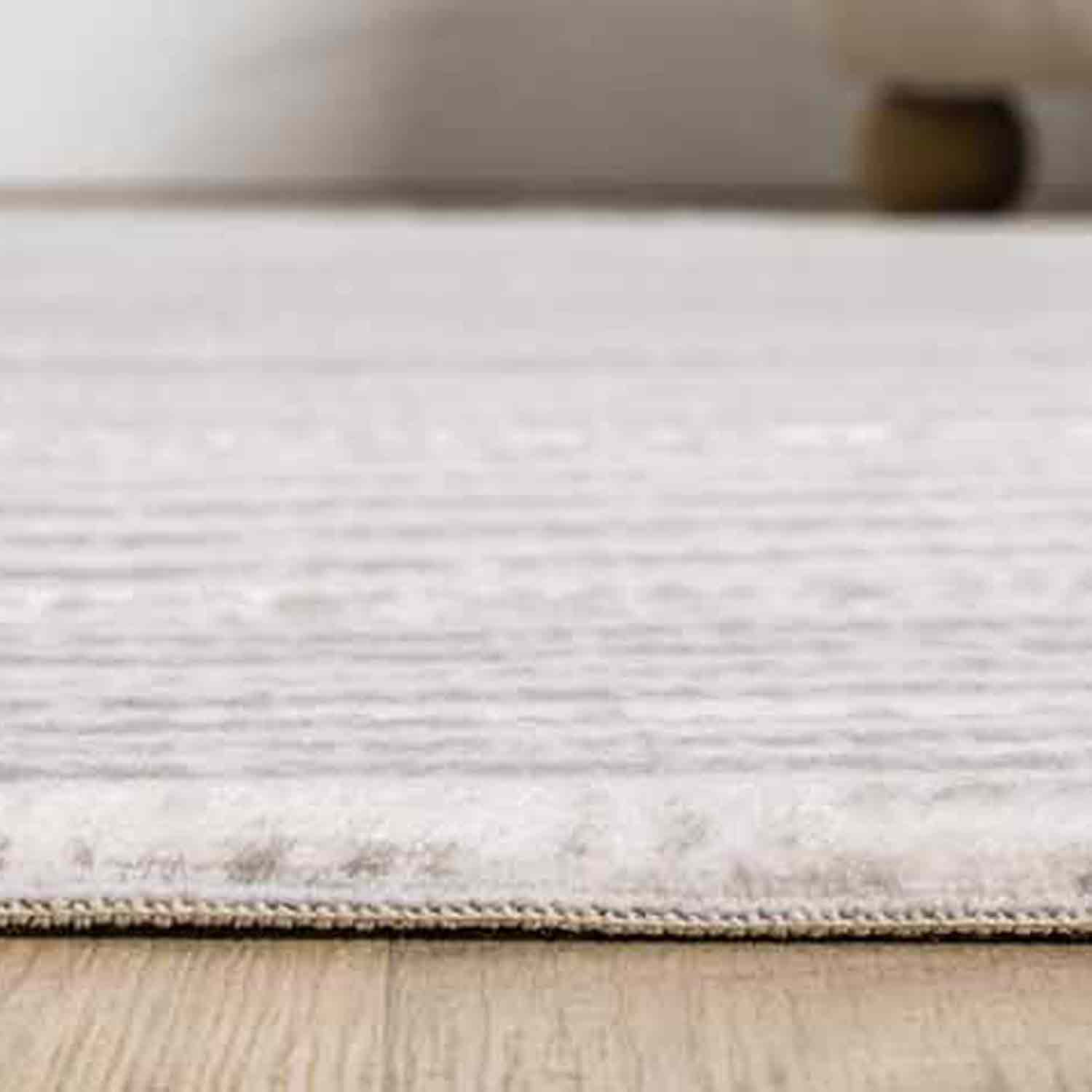 Açık Gri Beyaz Kabartmalı Zikzak Çizgili Halı-Pera Halı