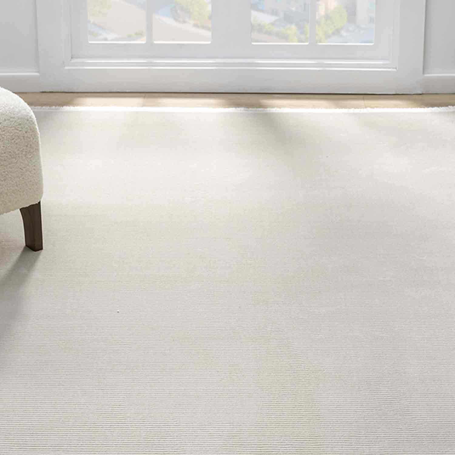 Açık Gri Beyaz Sade Dikey Çizgili Modern Halı-Pera Halı