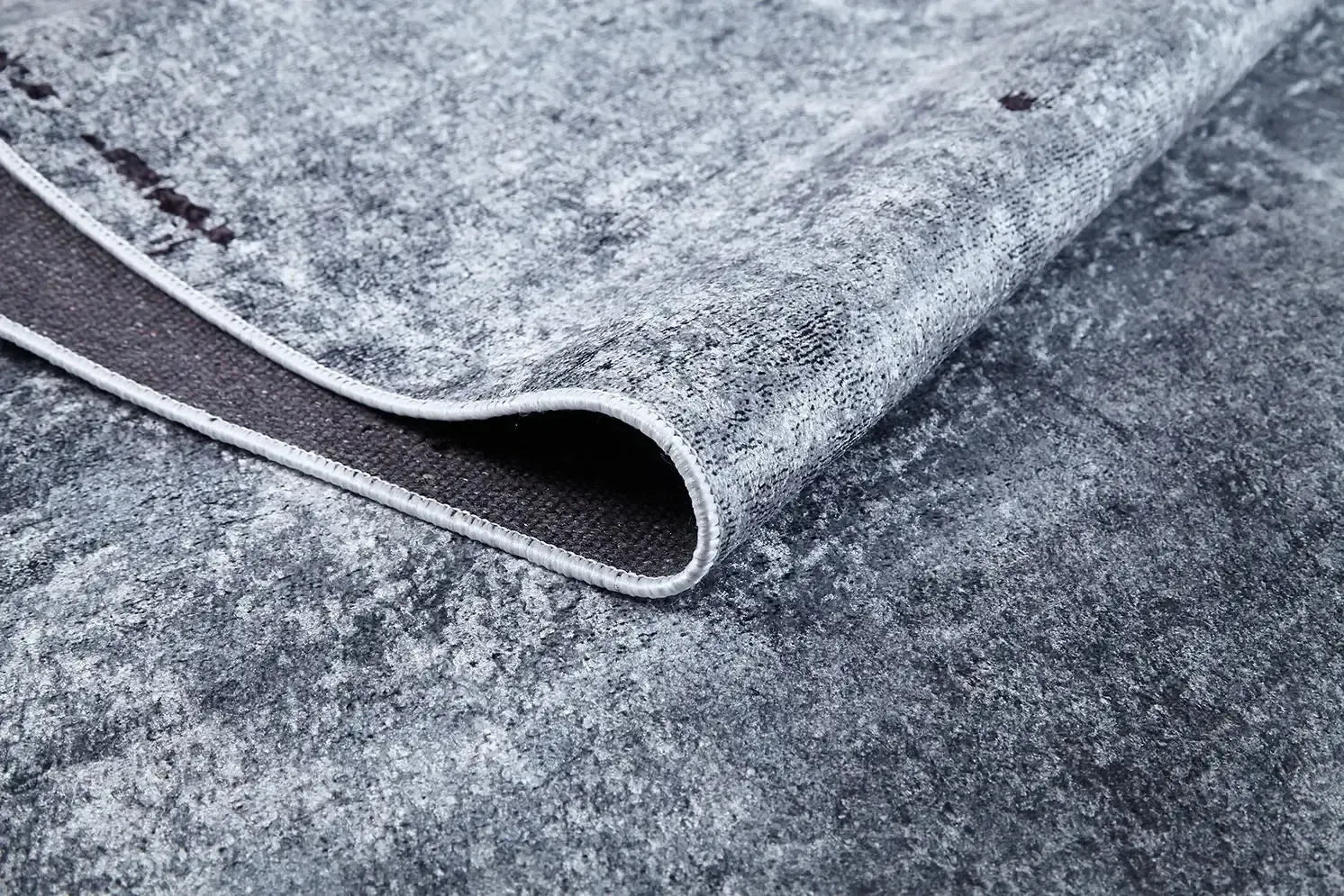 Açık Gri Kahve Detaylı Yıkanabilir Halı-Pera Halı