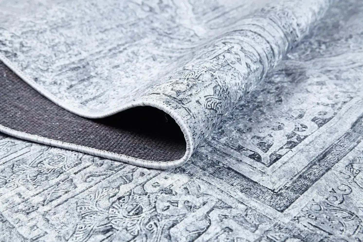 Açık Gri Oval Motifli Desenli Yıkanabilir Halı-Pera Halı